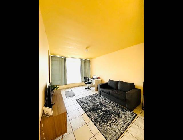 2 BEDROOM APARTMENT FOR SALE IN BULWER